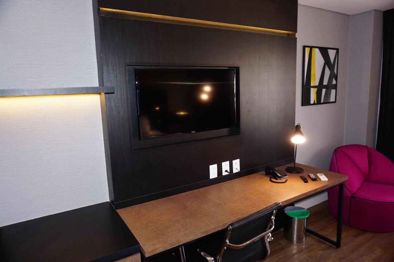 Cantinn Qs17 Suite De Luxo Com Cama King Sizeゴイアニア エクステリア 写真